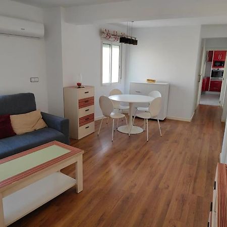 Piso Cerca Universidades Y Playa Valencia Eksteriør billede
